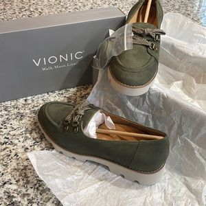 Vionic women’s size 7 Teagan shoes